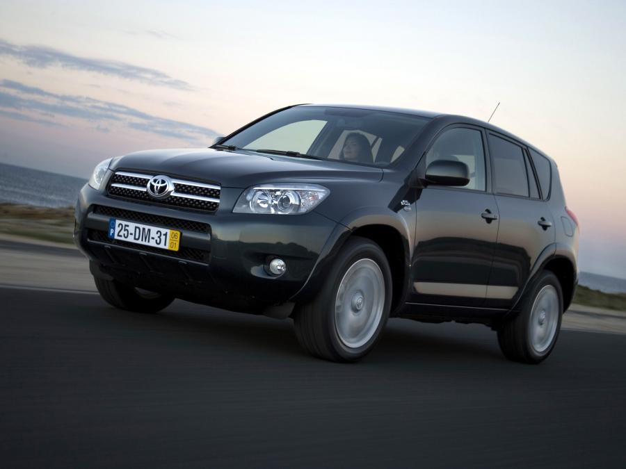  Toyota RAV4 2006 года  (фото 7 из 28)